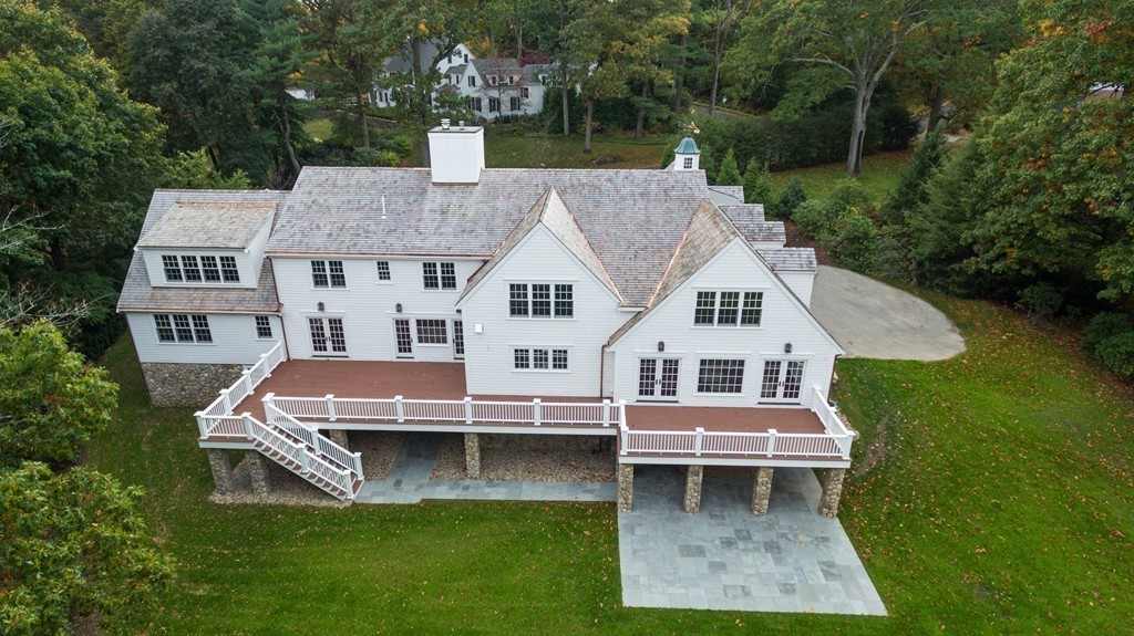 59 Carisbrooke Road Wellesley, MA 02481 - Photo 5 of 20