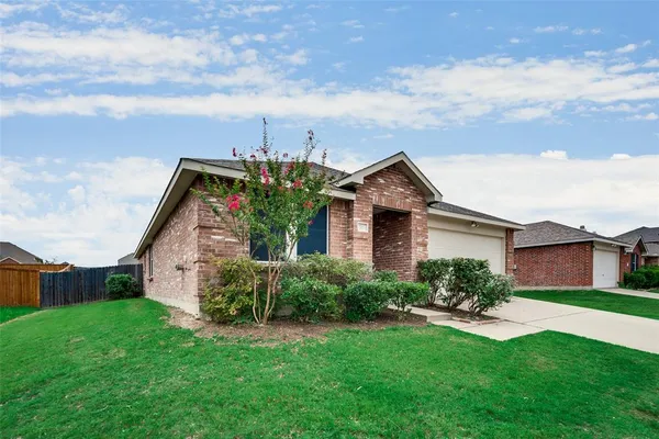 $2,350 | 716 Rainsville Drive, Wylie, TX 75098