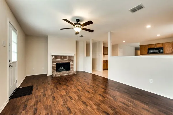 $2,350 | 716 Rainsville Drive, Wylie, TX 75098