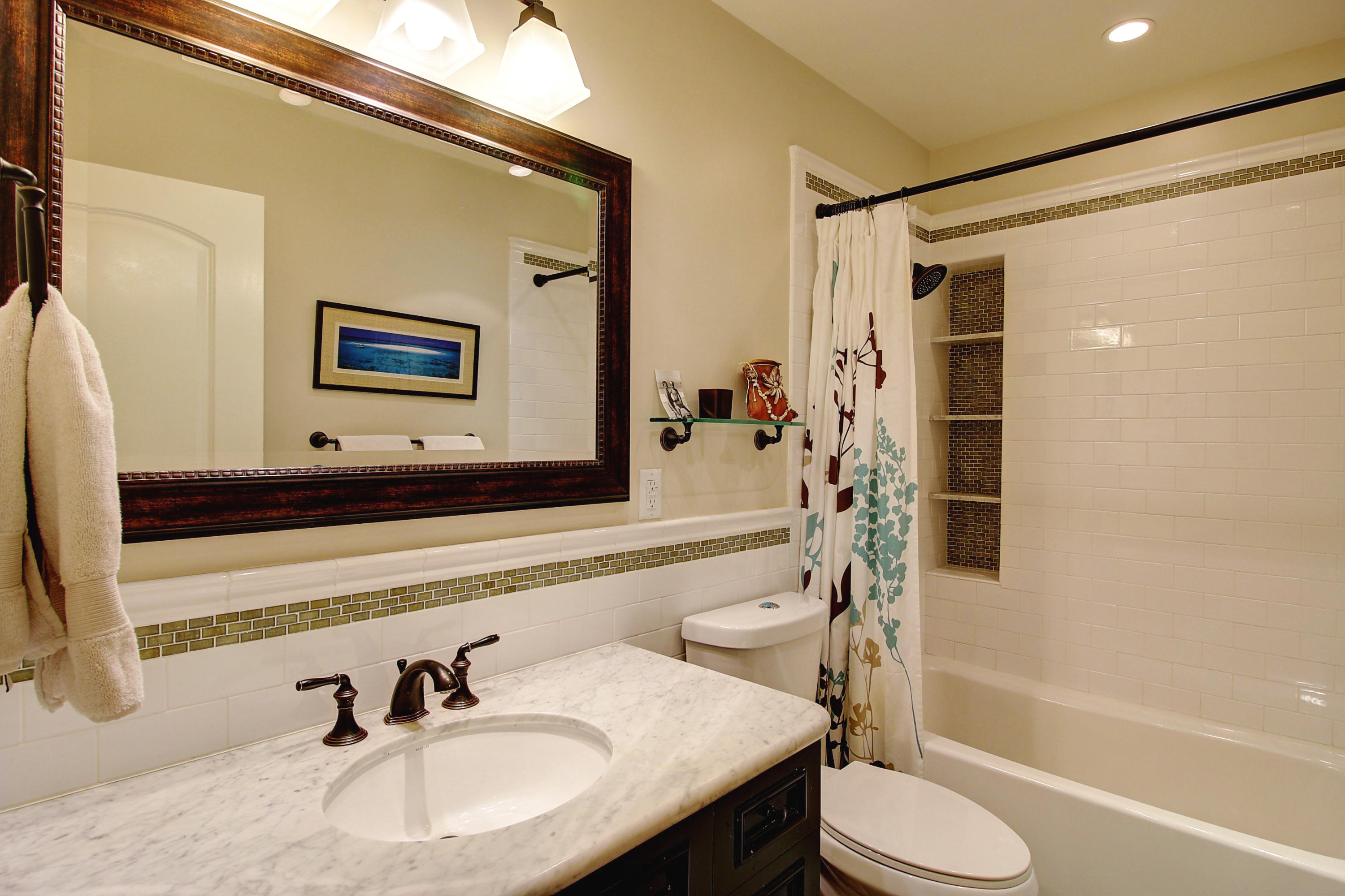 246 Old Ranch Drive Goleta, CA 93117 - Photo 15 of 22 Hall Bath
