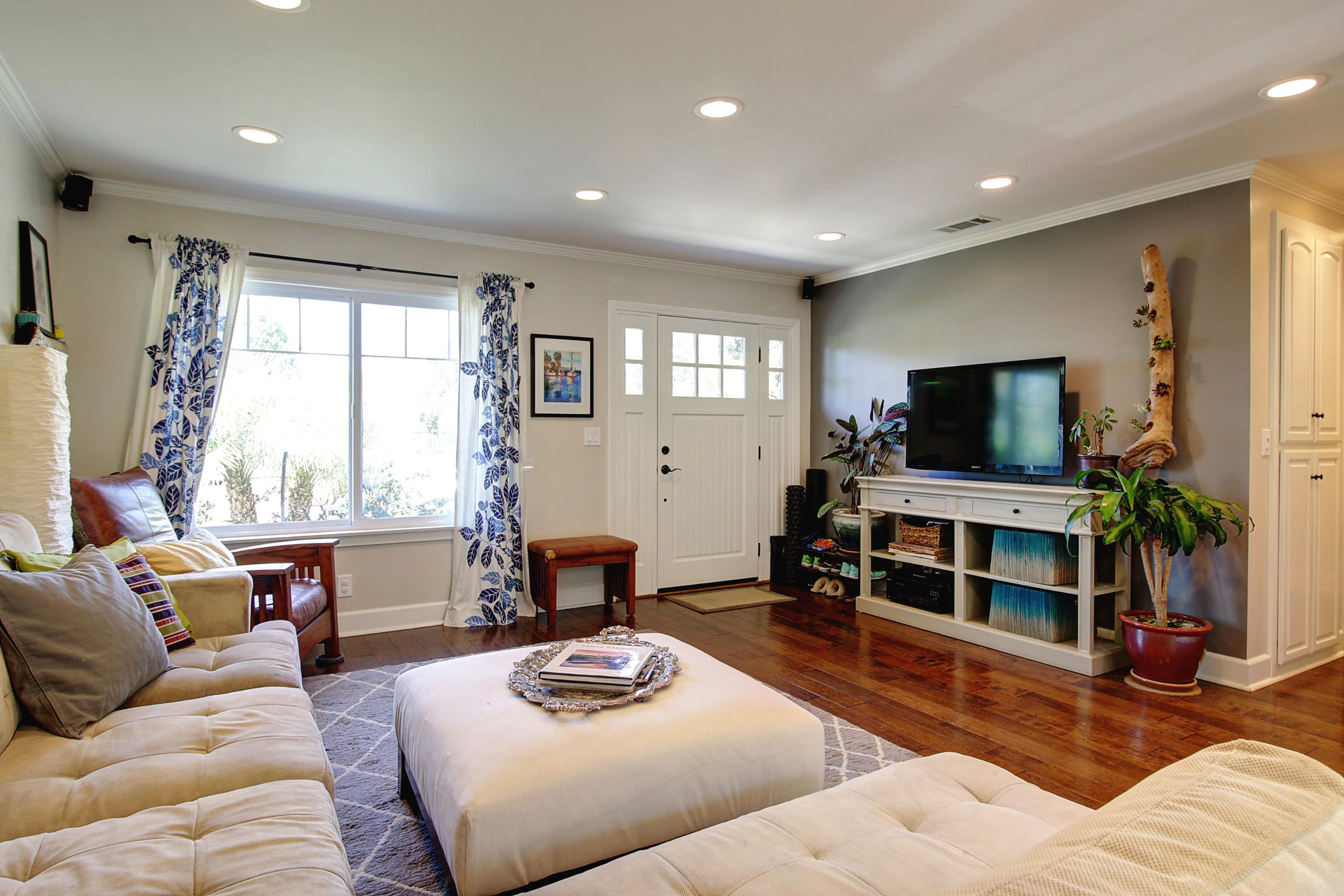 246 Old Ranch Drive Goleta, CA 93117 - Photo 6 of 22 Living Room 3