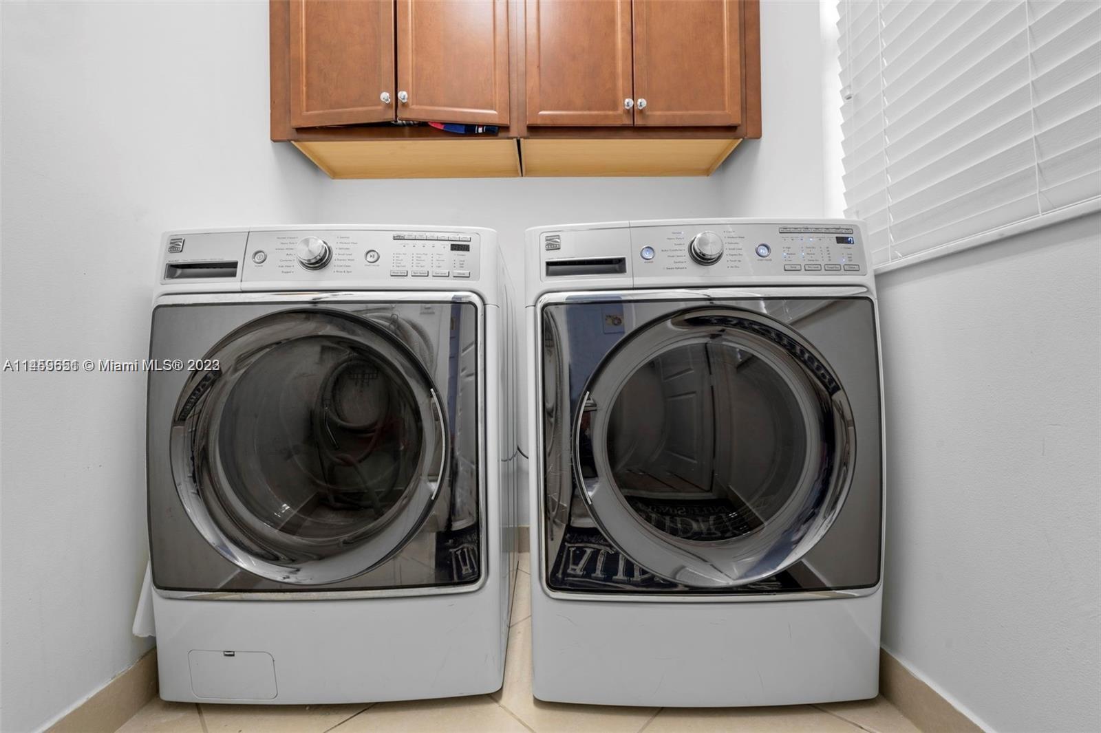 Hialeah Hialeah, FL 33018 - Photo 38 of 54 a utility room with washer and dryer