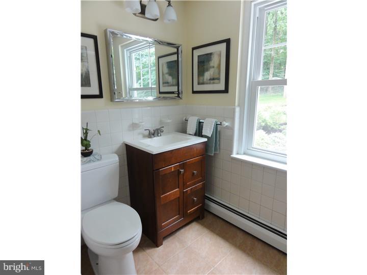 4141 Howell Road Malvern, PA 19355 - Photo 17 of 25 Bathroom