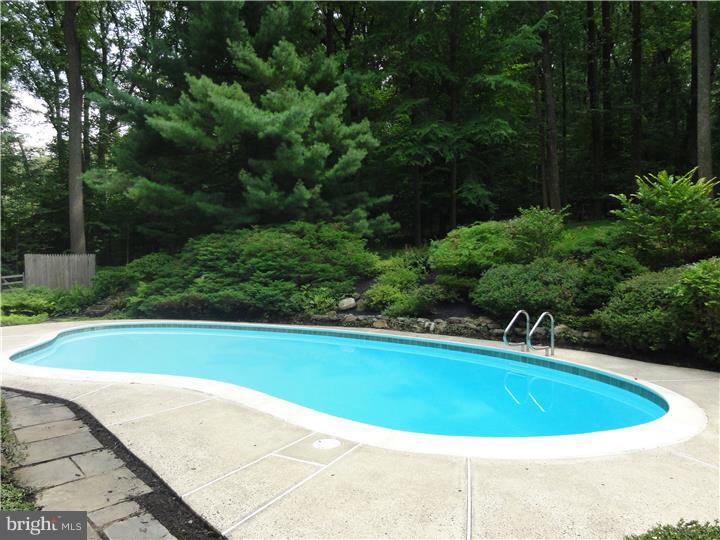 4141 Howell Road Malvern, PA 19355 - Photo 24 of 25 Pool