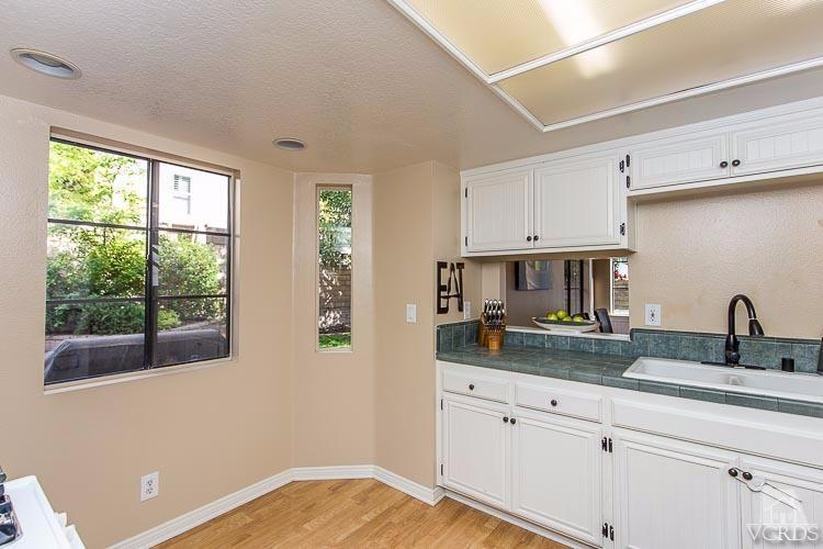 2464 Ridge View Court Simi Valley, CA 93065 - Photo 17 of 38 Additional Photo