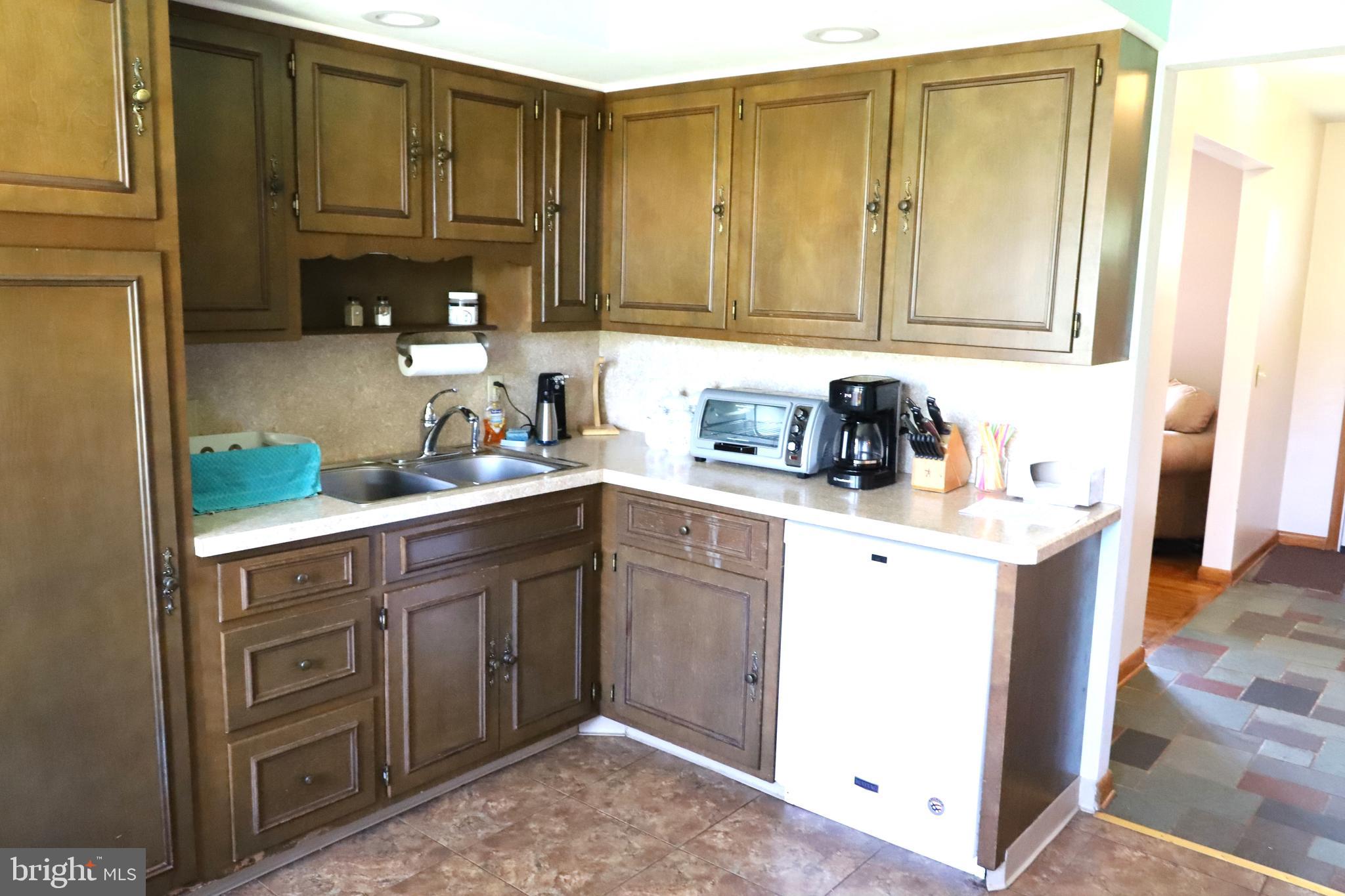 1626 Spring Street Bethlehem, PA 18018 - Photo 7 of 20 Gallery Image 7