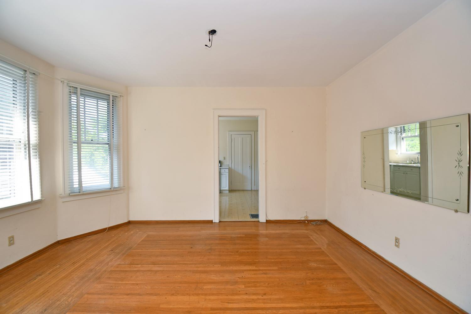 4932 Ralph Avenue Cincinnati, OH 45238 - Photo 27 of 42 Gallery Image 27