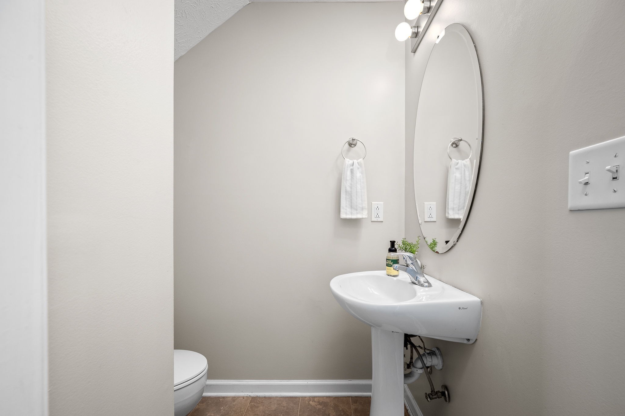 3216 Terrapin Court Murfreesboro, TN 37128 - Photo 7 of 17 a bathroom with a sink a toilet and shower