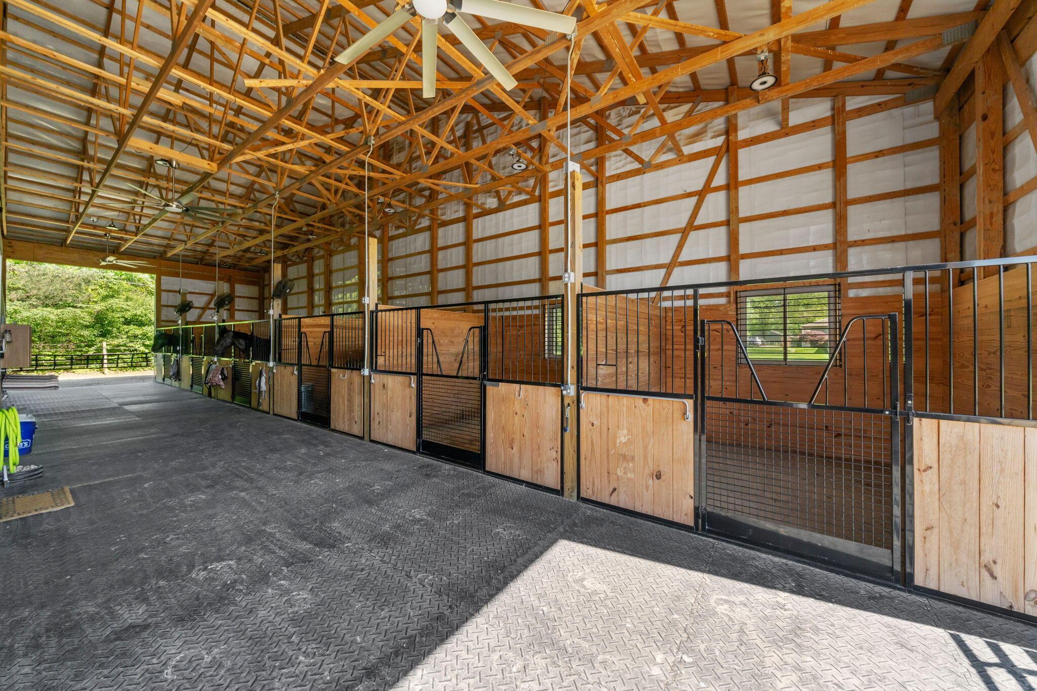 5516 Lancaster Road Hebron, OH 43025 - Photo 54 of 116 Stable