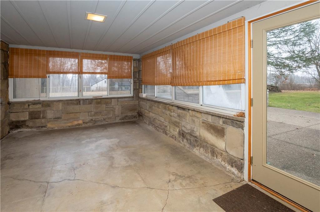 235 Highview Avenue Pittsburgh, PA 15238 - Photo 19 of 39 a view of an empty room with a window