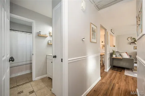 $260,000 | 1027 Beso Court, Fenton, MO 63026