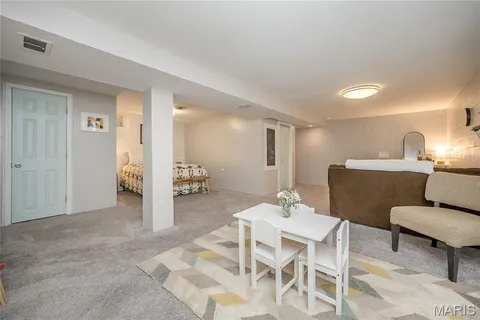 $260,000 | 1027 Beso Court, Fenton, MO 63026