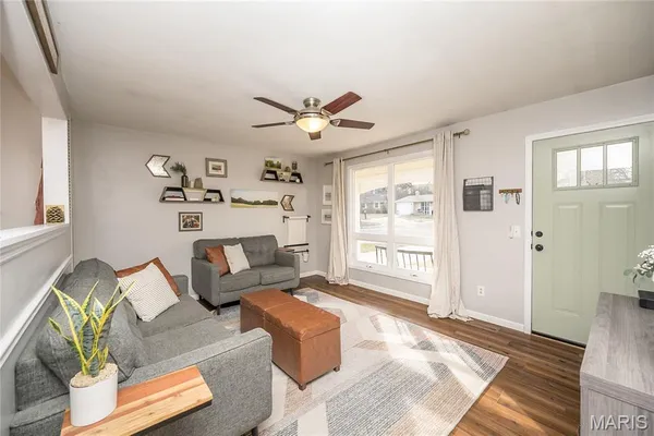 $292,000 | 1027 Beso Court, Fenton, MO 63026