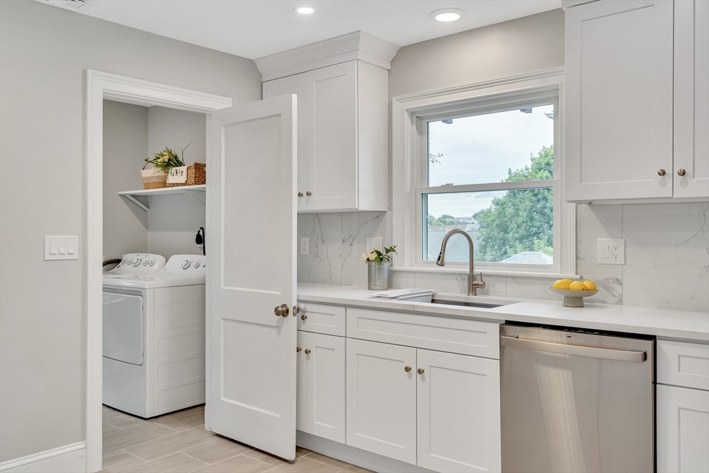 37-39 Lewis Road, Unit 2 Belmont, MA 02478 - Photo 5 of 42