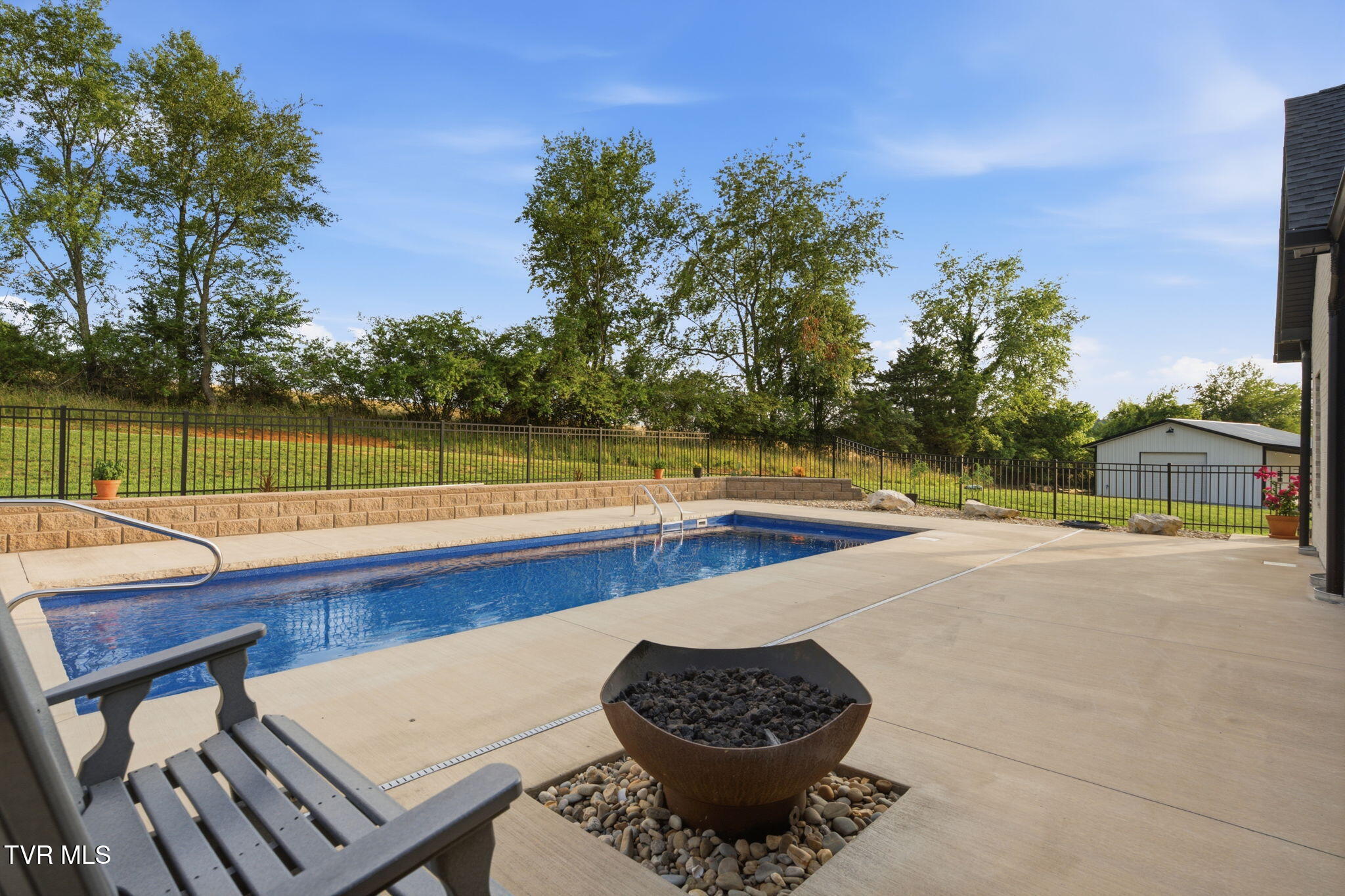 141 Kitzmiller Road Gray, TN 37615 - Photo 20 of 100 43-web-or-mls-056_DSC09359