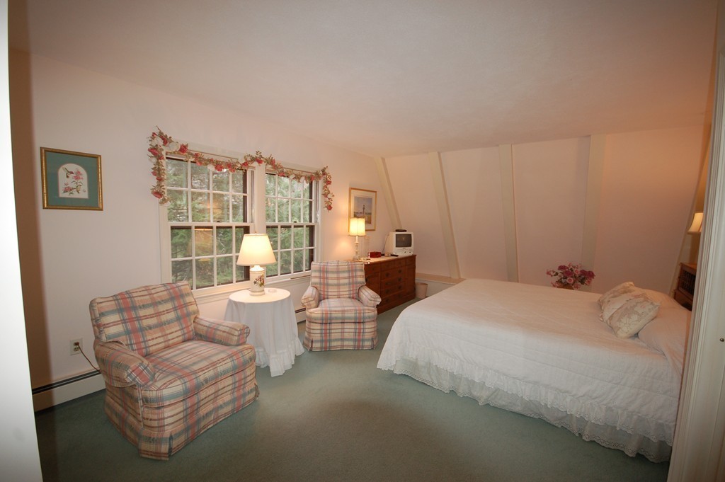 18 King John Drive Boxford, MA 01921 - Photo 12 of 20