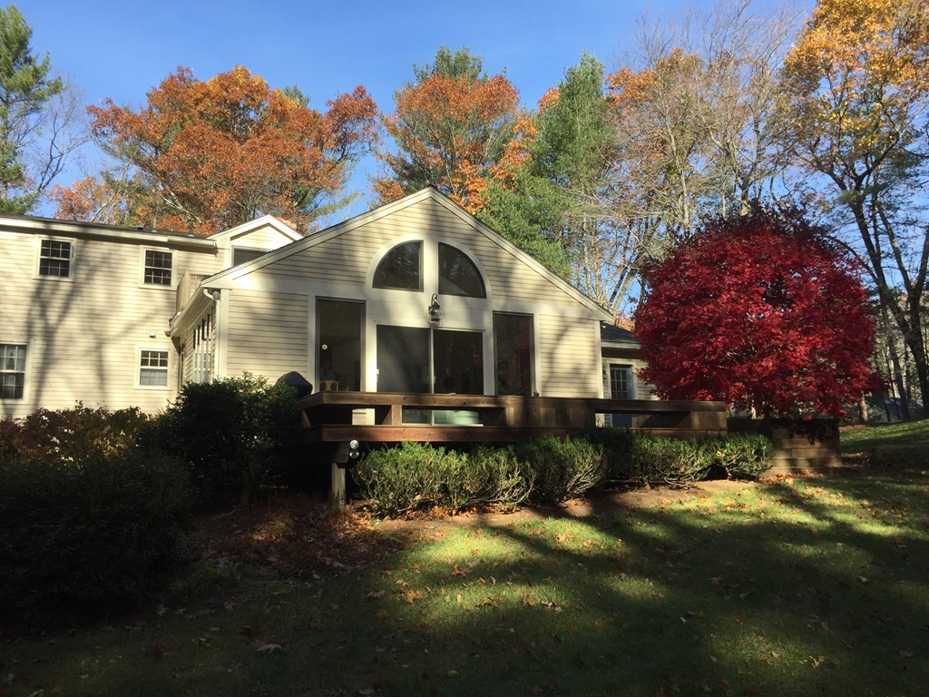 18 King John Drive Boxford, MA 01921 - Photo 2 of 20