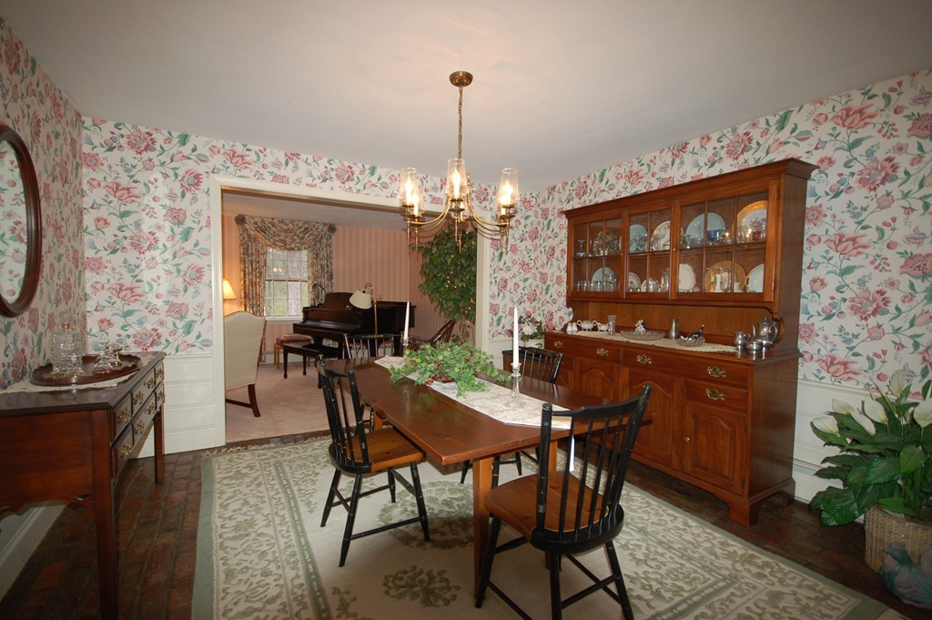 18 King John Drive Boxford, MA 01921 - Photo 6 of 20