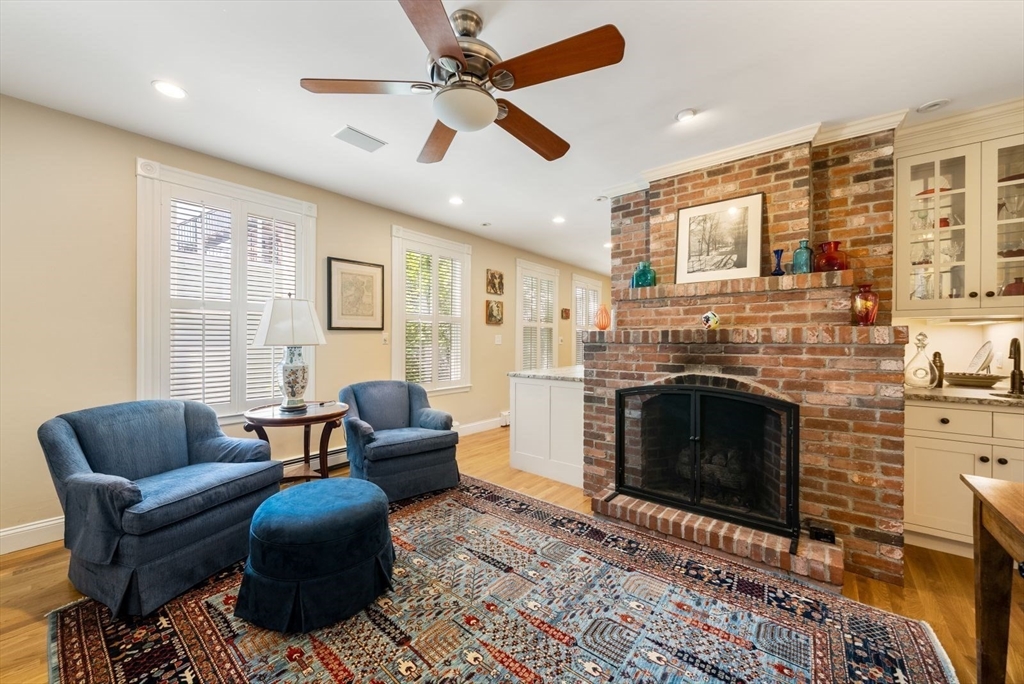 51 Chestnut Street Boston, MA 02129 - Photo 18 of 40