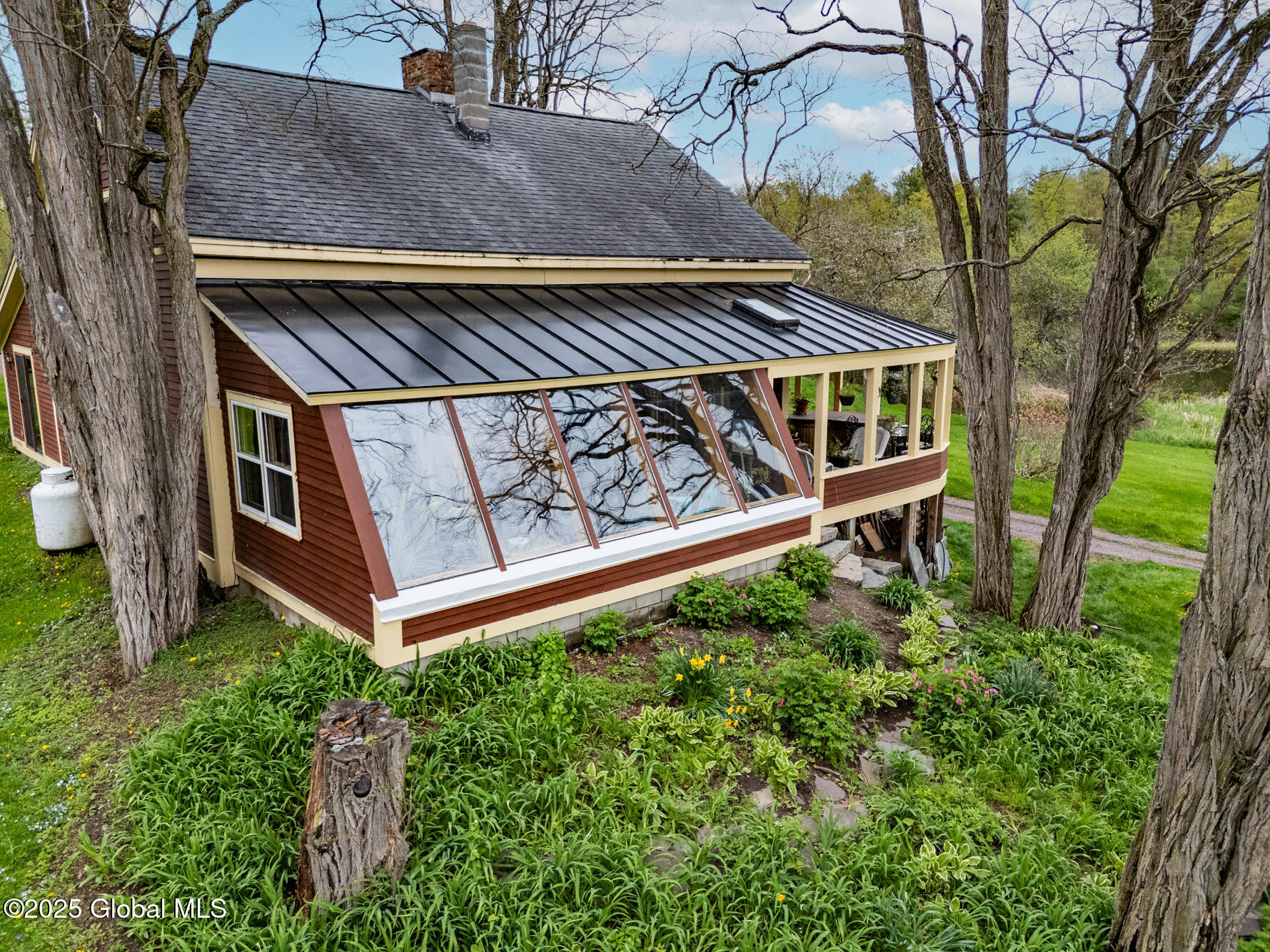 71 S Road Hampton, NY 12887 - Photo 11 of 60 view sunroom