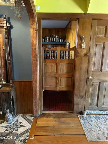 $544,900 | 71 S Road, Hampton, NY 12887