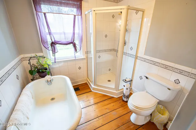 $544,900 | 71 S Road, Hampton, NY 12887