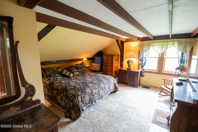 $544,900 | 71 S Road, Hampton, NY 12887