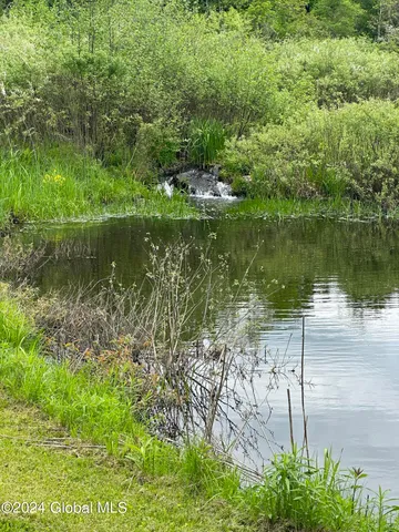 $544,900 | 71 S Road, Hampton, NY 12887