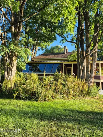 $544,900 | 71 S Road, Hampton, NY 12887