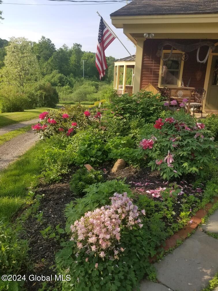 71 S Road Hampton, NY 12887 - Photo 7 of 60 flower garden