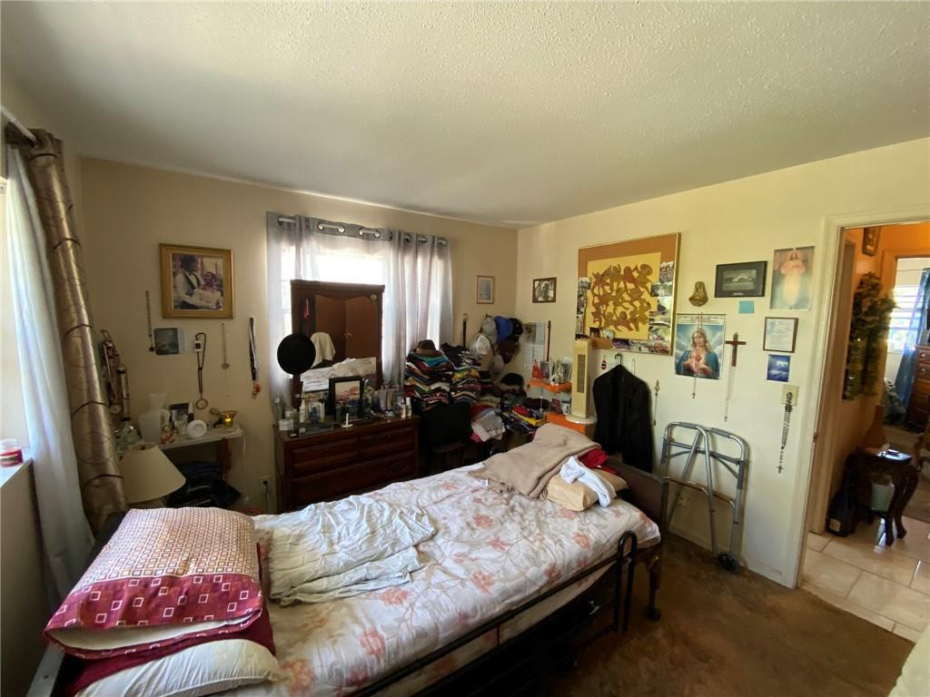 661 Silver Beach Road Riviera Beach, FL 33403 - Photo 13 of 19 Photo 13