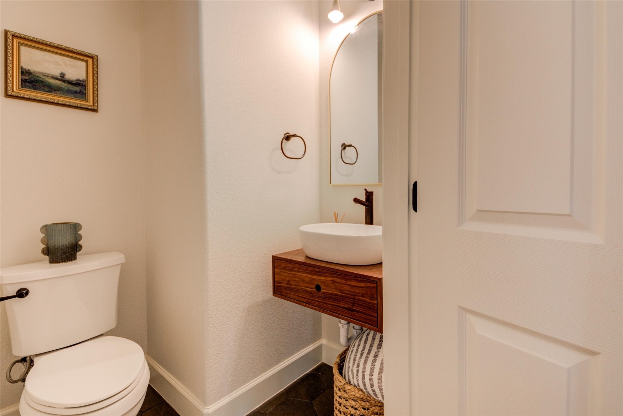 11129 Cap Stone Drive Austin, TX 78739 - Photo 19 of 33 Half bath - powder room