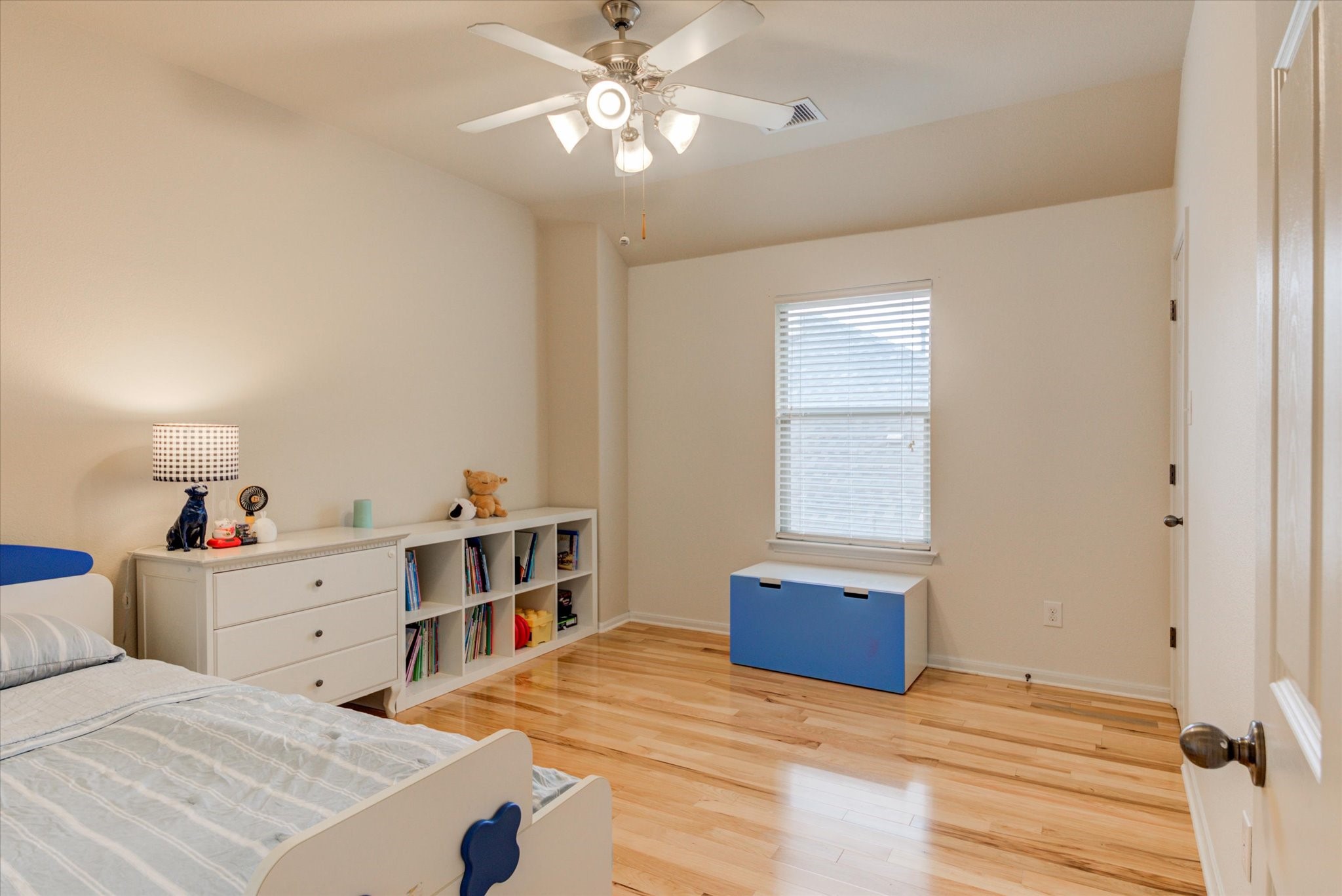 11129 Cap Stone Drive Austin, TX 78739 - Photo 26 of 33 secondary bedroom #2