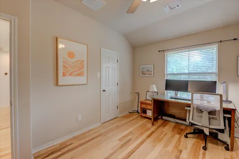 $3,800 | 11129 Cap Stone Drive, Austin, TX 78739