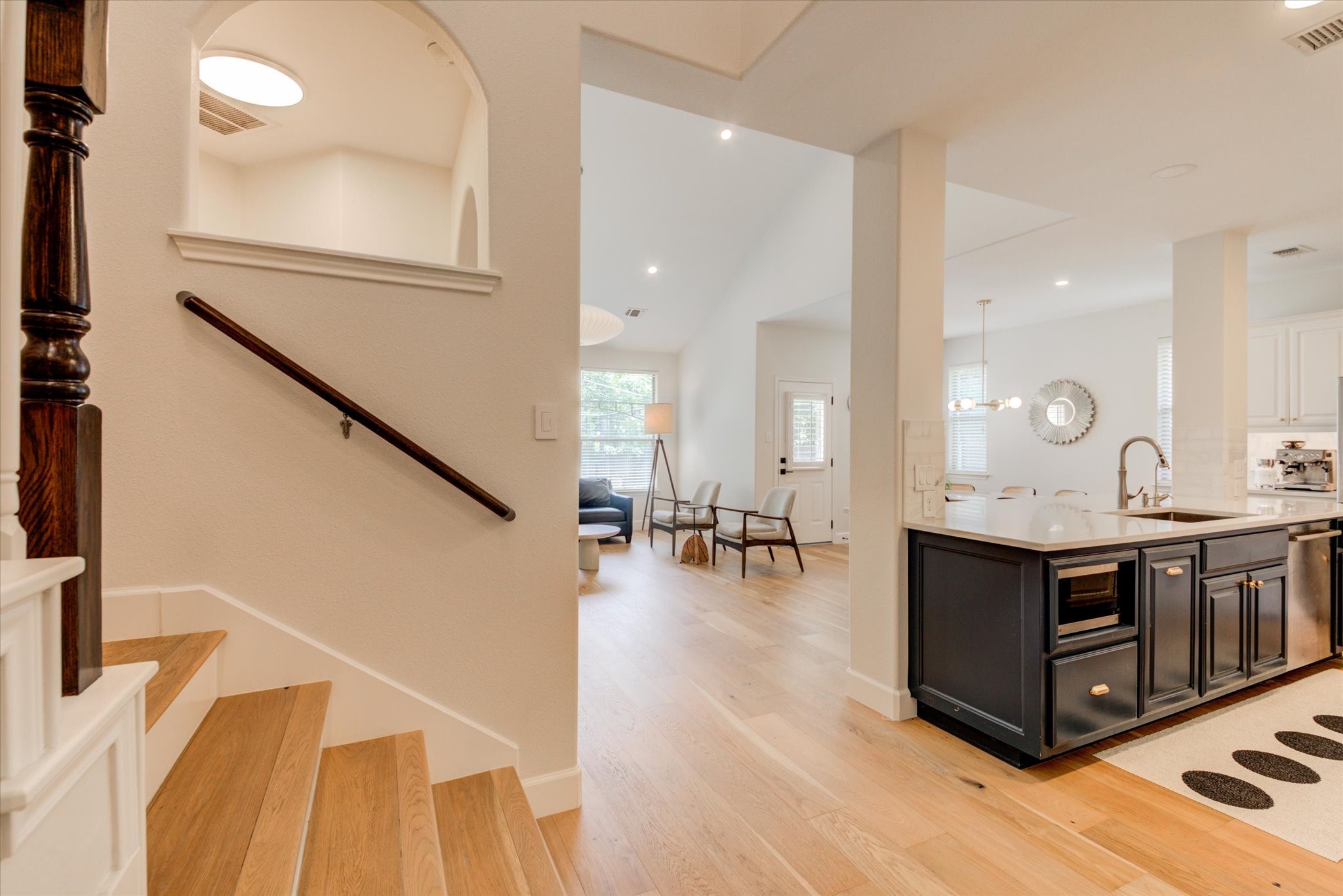 11129 Cap Stone Drive Austin, TX 78739 - Photo 6 of 33