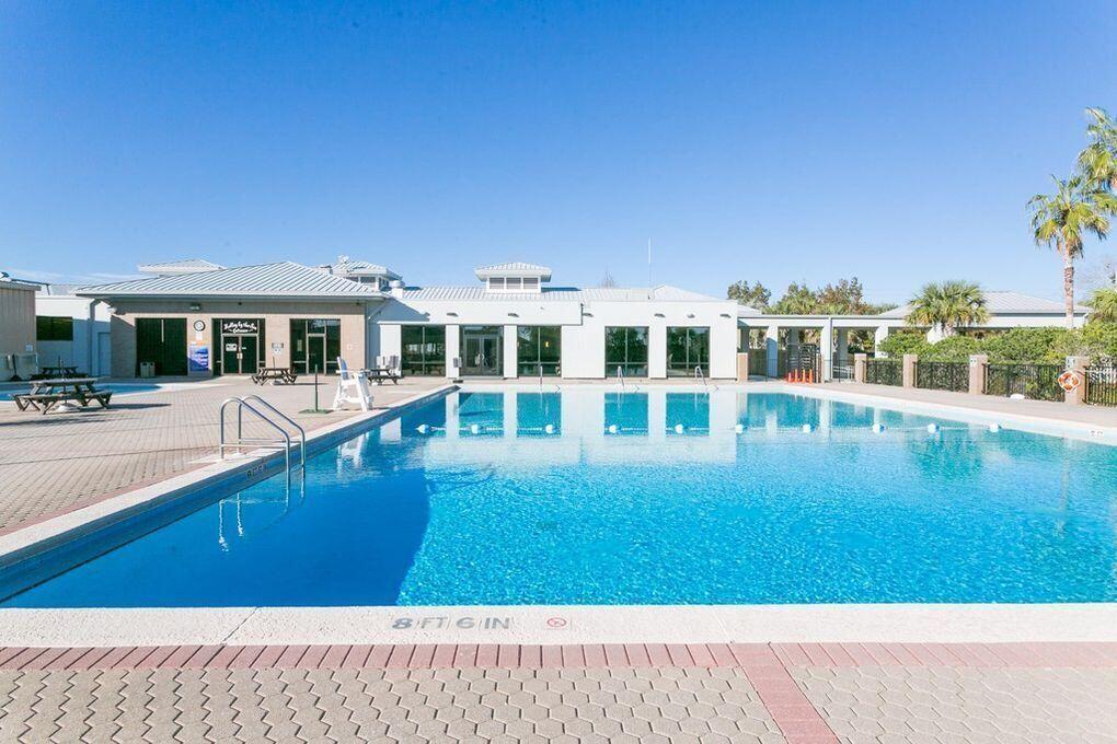 2005 Cardinal Lane Navarre, FL 32566 - Photo 56 of 63 a view of a house with pool