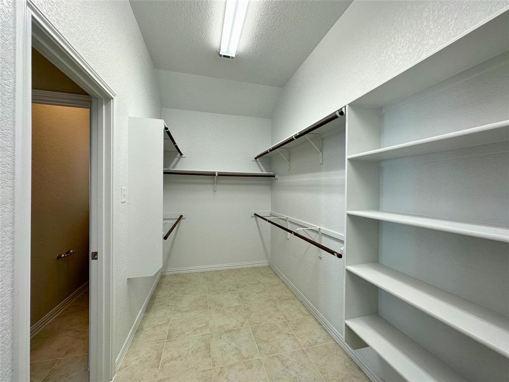 3117 Hidalgo Loop Round Rock, TX 78665 - Photo 20 of 27 a view of a room with shelves