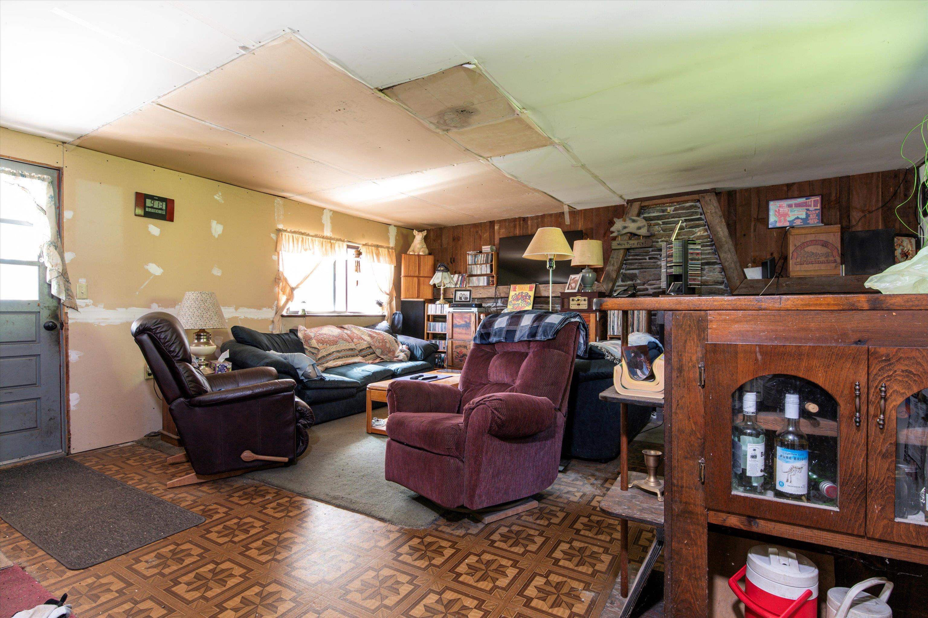 140 Hale Hollow Road Bridgewater, VT 05035 - Photo 3 of 40 Gallery Image 3