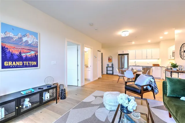 $2,200 | 125 Wickenden Street, Unit 404, Providence, RI 02903