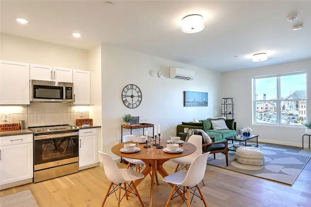 $2,200 | 125 Wickenden Street, Unit 404, Providence, RI 02903