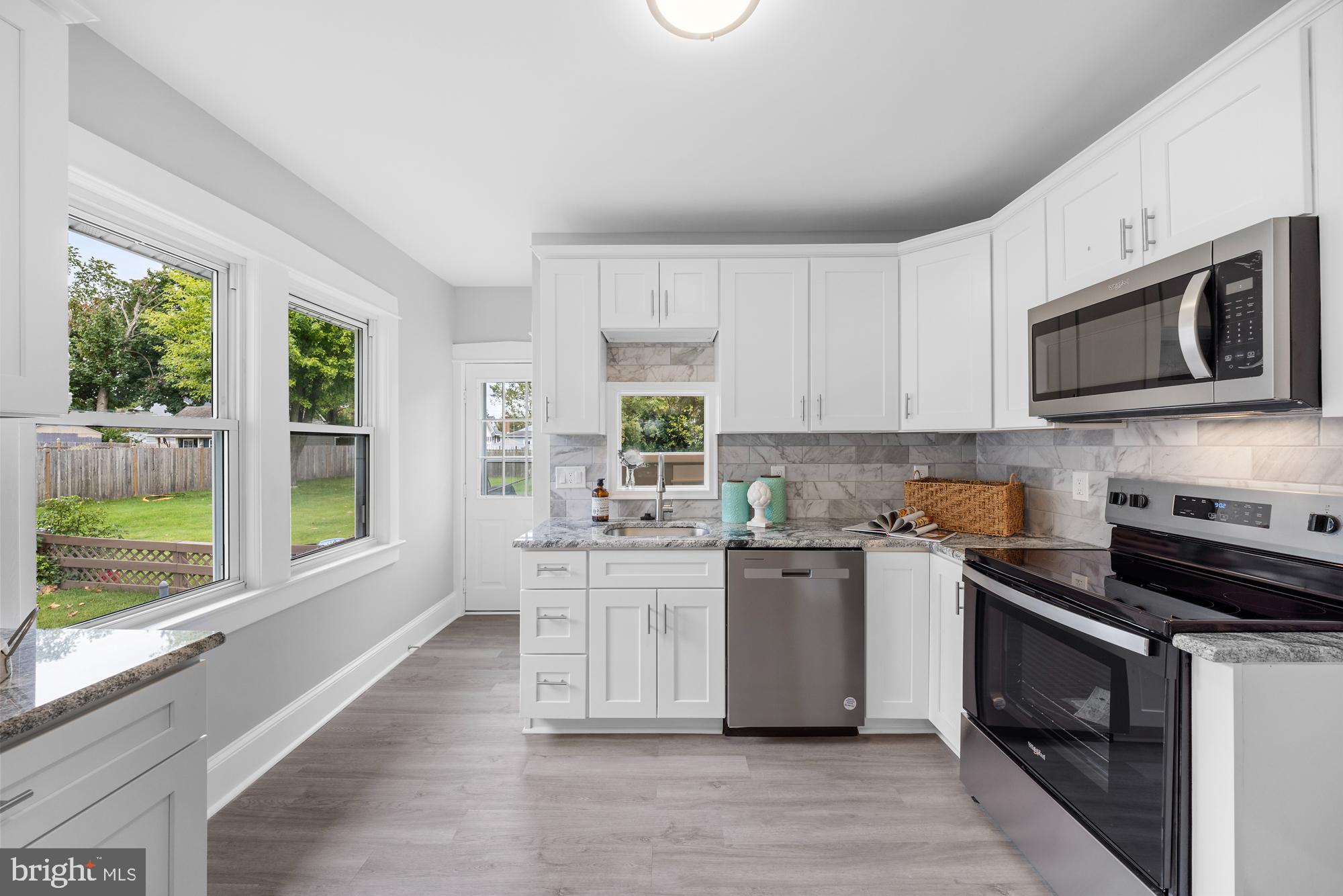 428 Oak Street Audubon, NJ 08106 - Photo 11 of 24 Kitchen