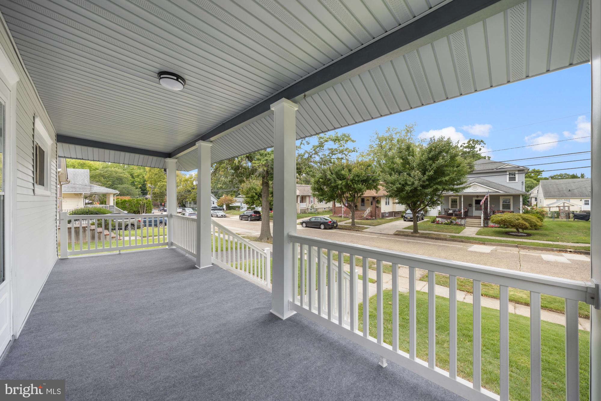 428 Oak Street Audubon, NJ 08106 - Photo 2 of 24 Front Porch