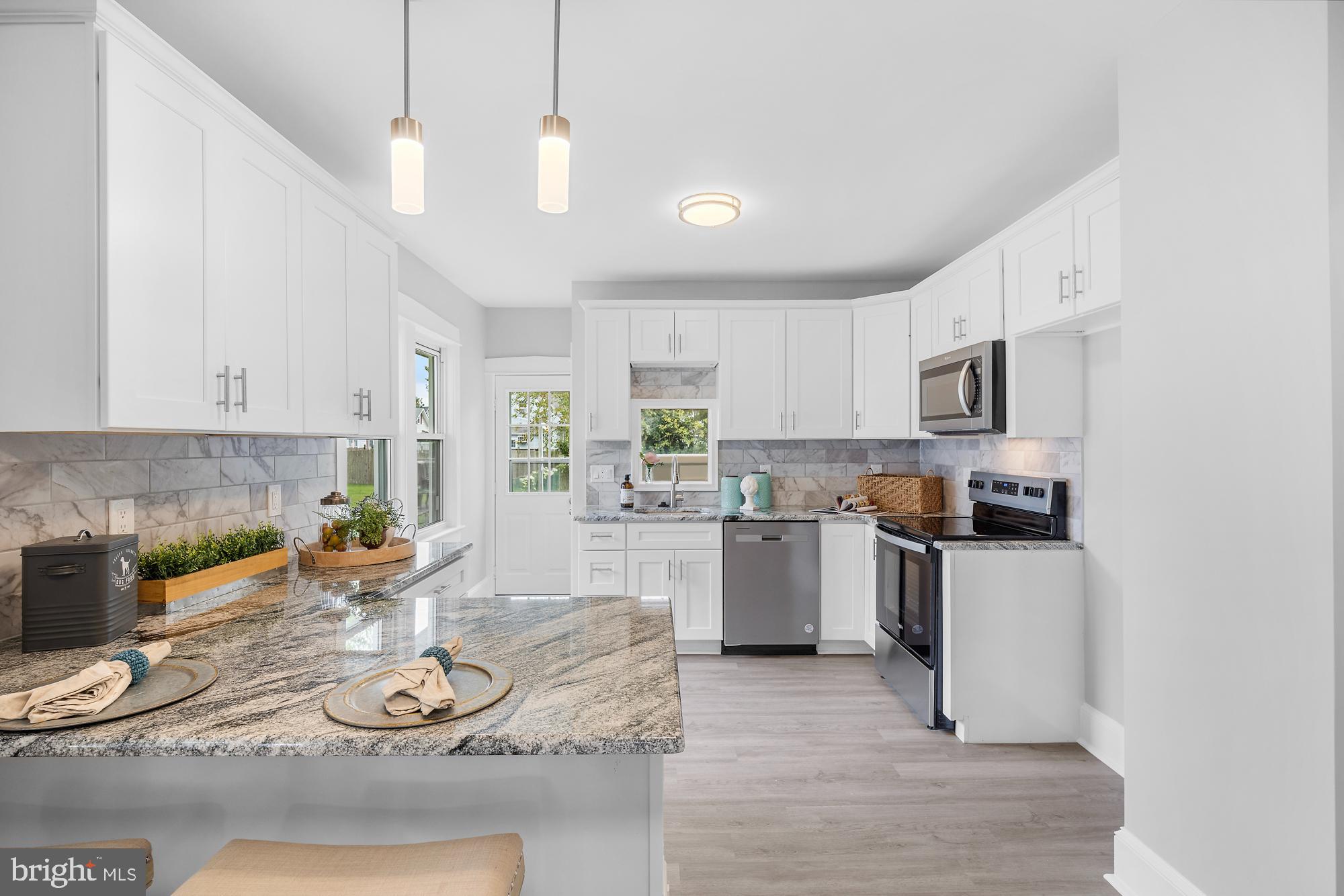 428 Oak Street Audubon, NJ 08106 - Photo 9 of 24 Kitchen