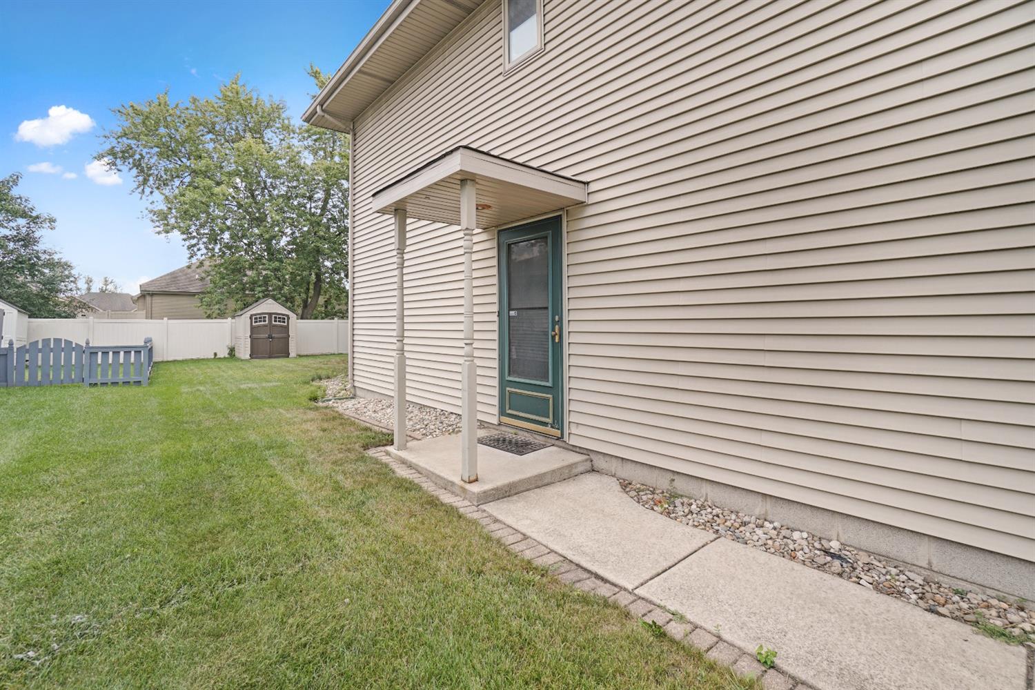 2616 Hart Road, Unit 1 Highland, IN 46322 - Photo 3 of 16 1500x1000