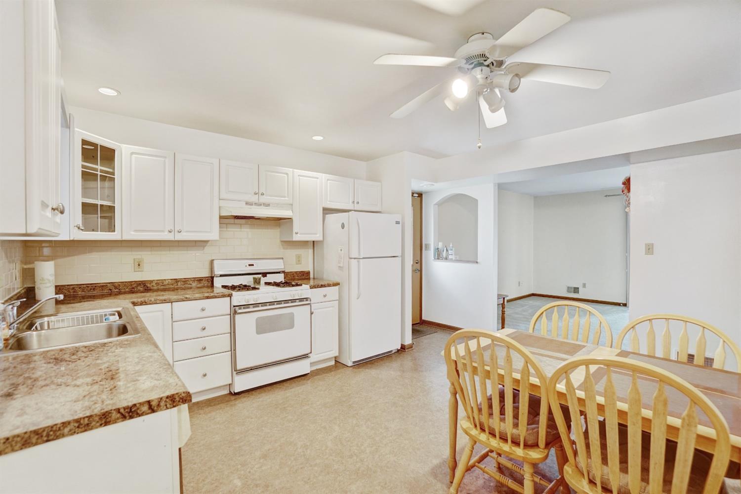 2616 Hart Road, Unit 1 Highland, IN 46322 - Photo 5 of 16 1500x1000