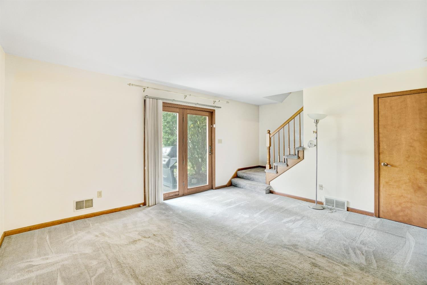2616 Hart Road, Unit 1 Highland, IN 46322 - Photo 6 of 16 1500x1000