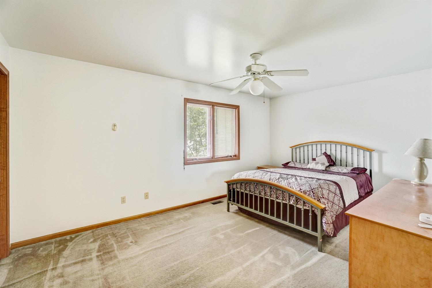 2616 Hart Road, Unit 1 Highland, IN 46322 - Photo 8 of 16 1500x1000