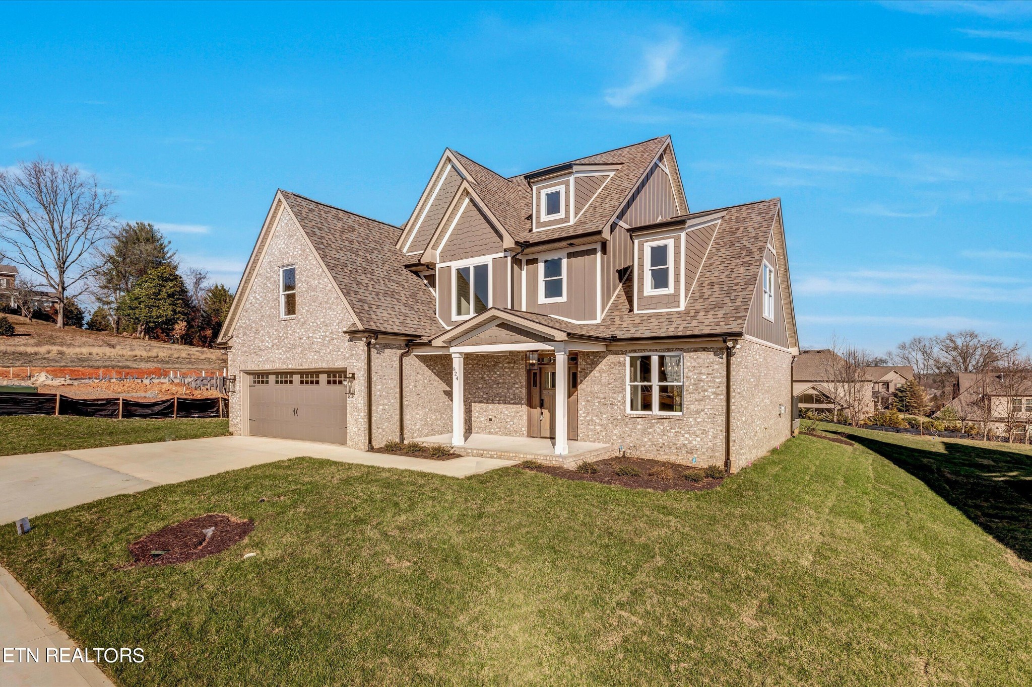 824 Anchor Vista Road Knoxville, TN 37934 - Photo 2 of 31