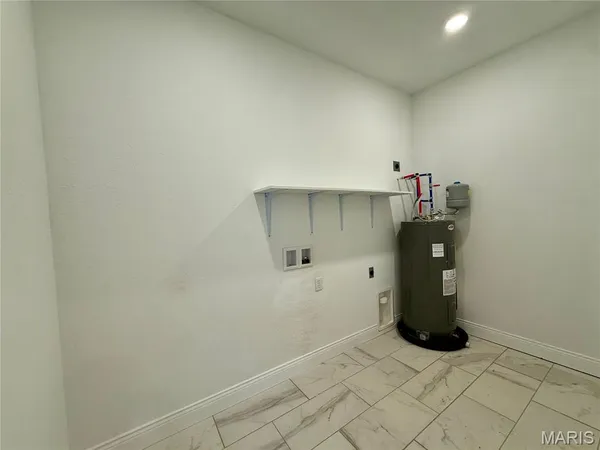 $279,900 | 317 Kearbey Drive, Poplar Bluff, MO 63901