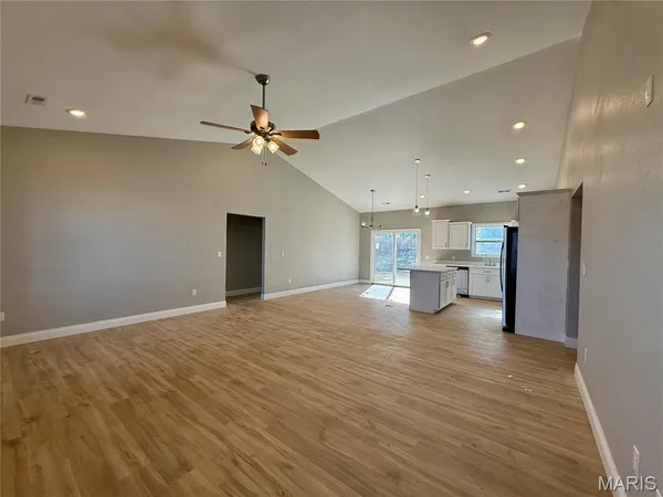 $279,900 | 317 Kearbey Drive, Poplar Bluff, MO 63901